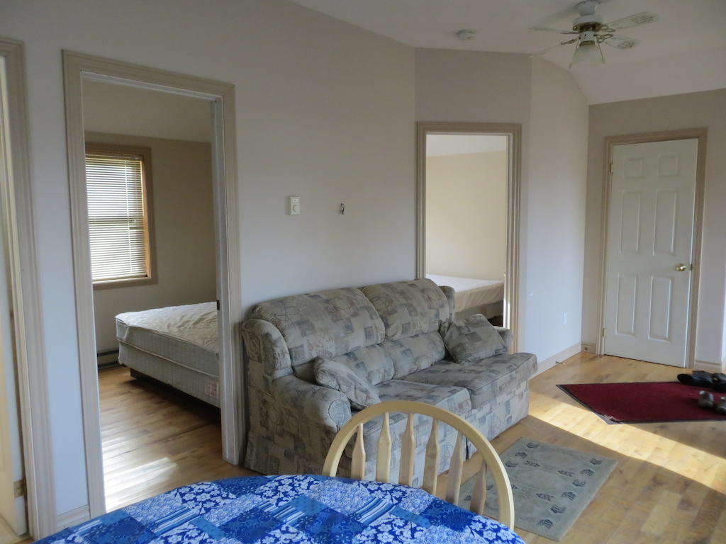 Halls Cottages Honey Harbor Quarto foto